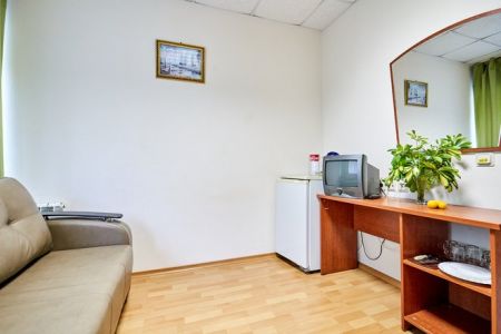 Стандартный 2-местный 2-комнатный (корпус 1, 2)